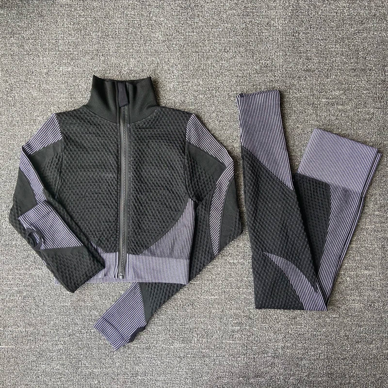 VYRENA Seamless Yoga Suit — Women's Long Sleeve Gym Set
