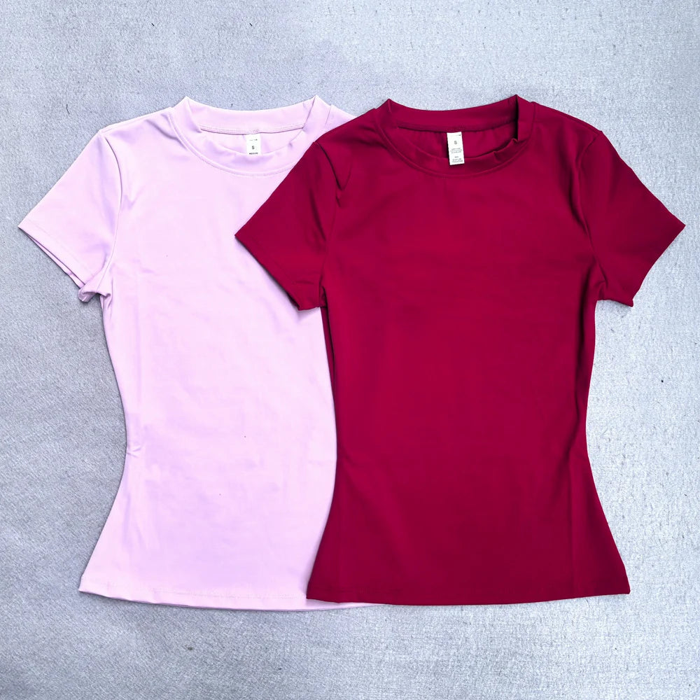 VYRENA Seamless Gym Top — Women's Short Sleeve Sports Shirt