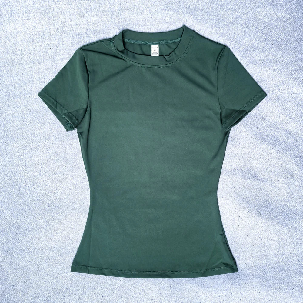 VYRENA Seamless Gym Top — Women's Short Sleeve Sports Shirt