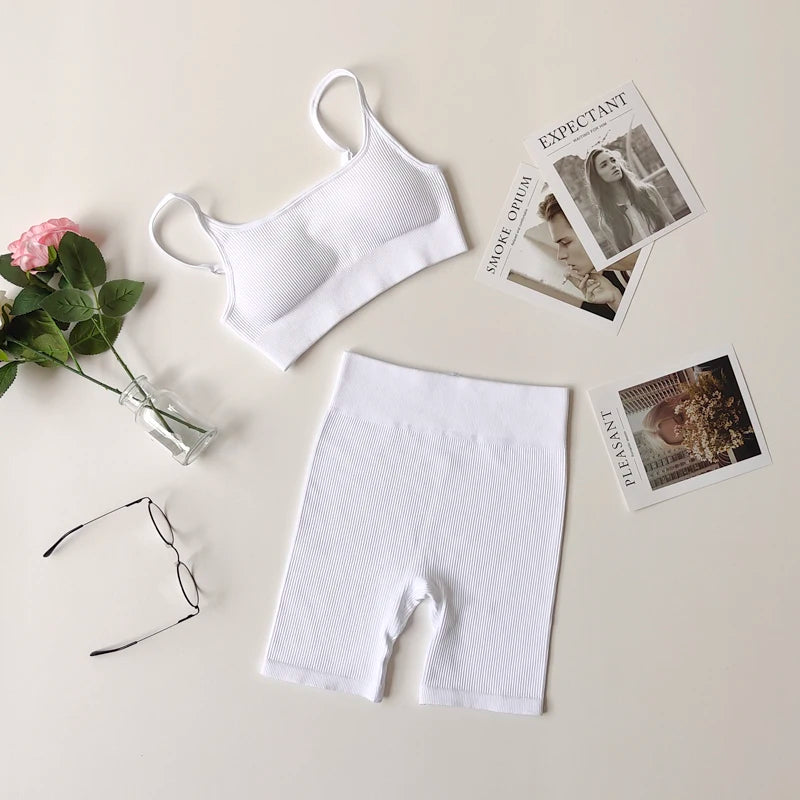 VYRENA Studio Set — Seamless Sports Bra, Crop Top & Leggings