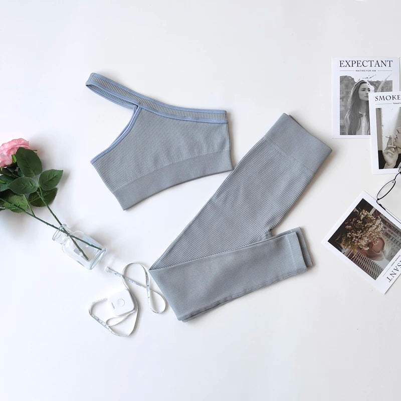 VYRENA Studio Set — Seamless Sports Bra, Crop Top & Leggings