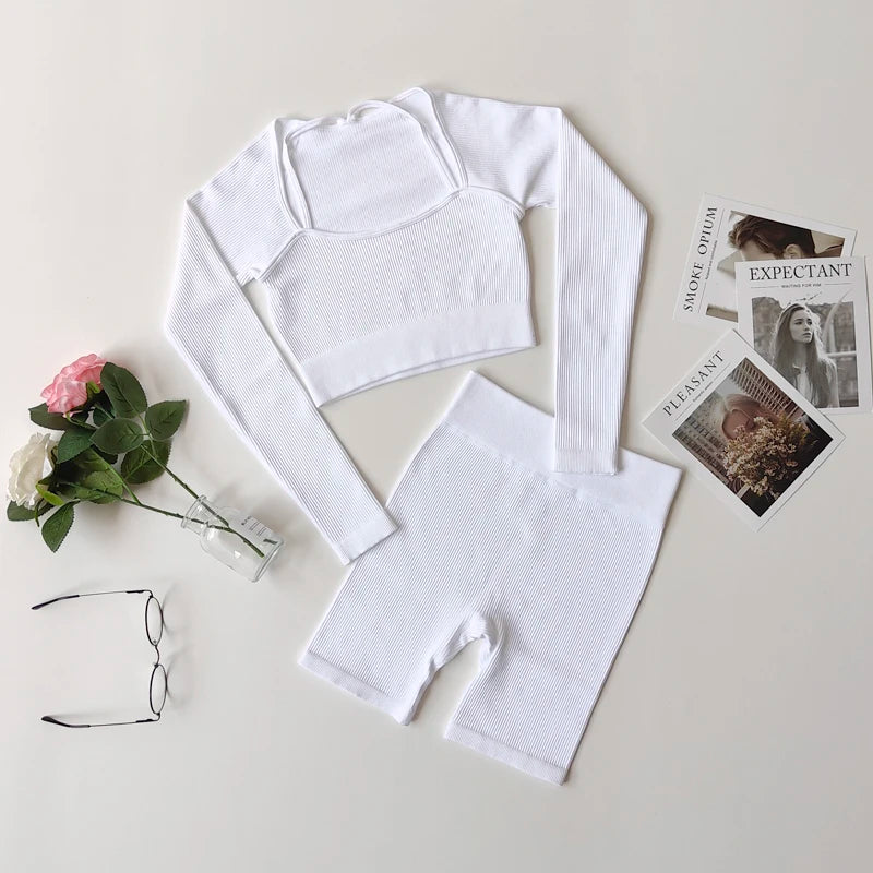 VYRENA Studio Set — Seamless Sports Bra, Crop Top & Leggings