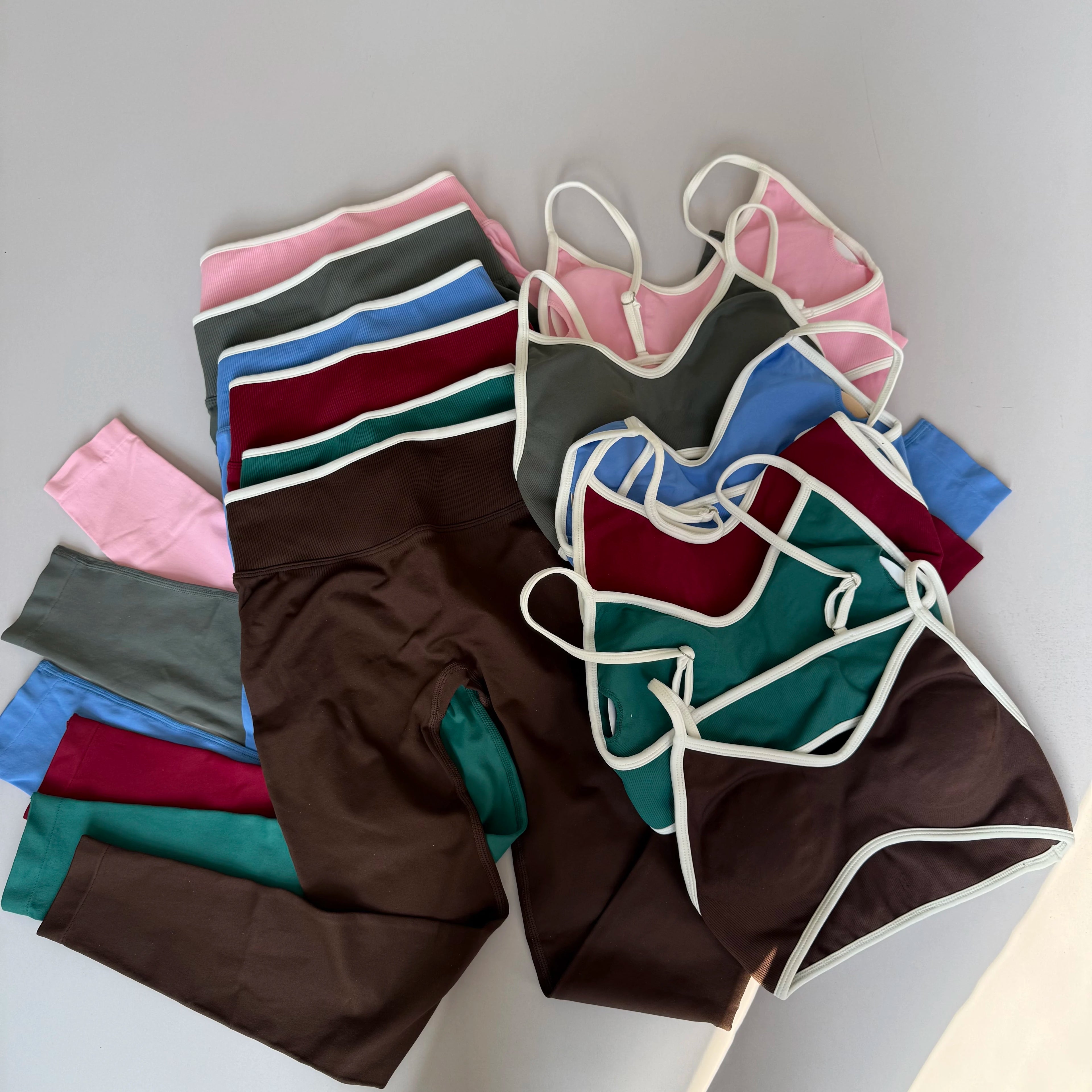 VYRENA Sisterhood Set — Strappy Sports Bra & Leggings