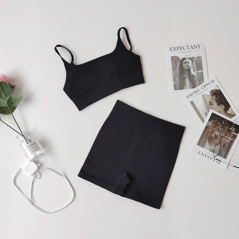 VYRENA Studio Set — Seamless Sports Bra, Crop Top & Leggings