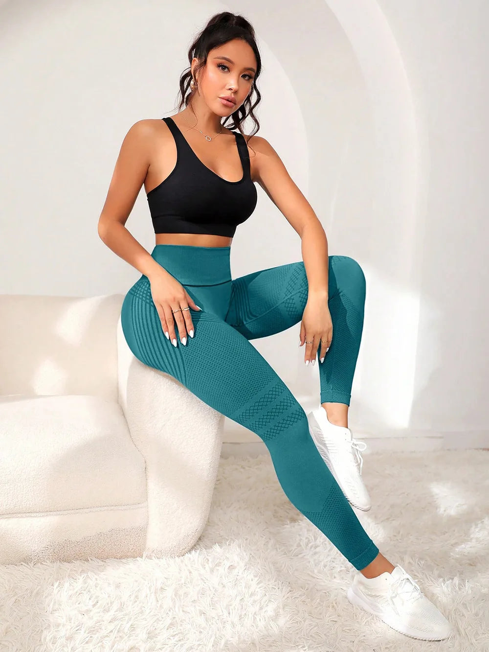 VYRENA Line Leggings — High-Waist Butt Lift Gym Leggings