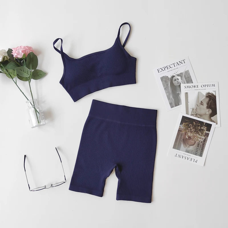 VYRENA Studio Set — Seamless Sports Bra, Crop Top & Leggings