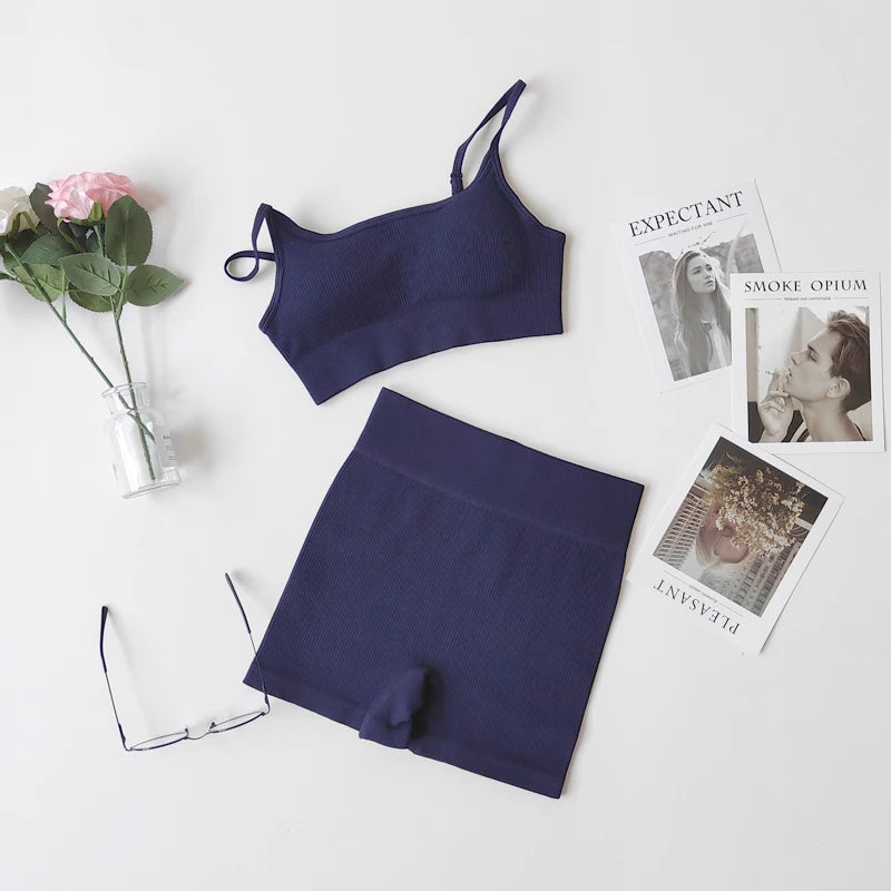 VYRENA Studio Set — Seamless Sports Bra, Crop Top & Leggings