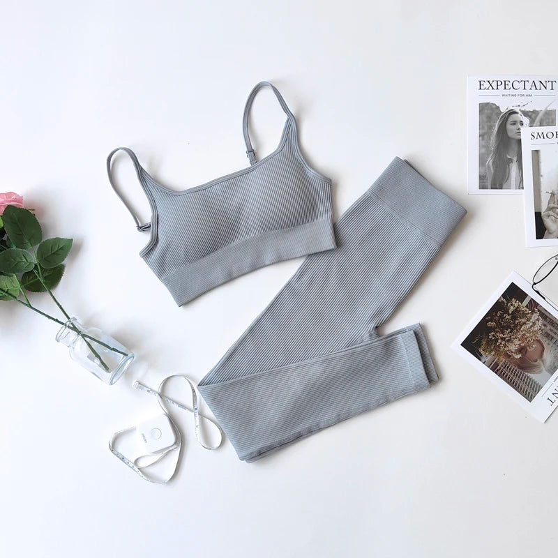 VYRENA Studio Set — Seamless Sports Bra, Crop Top & Leggings