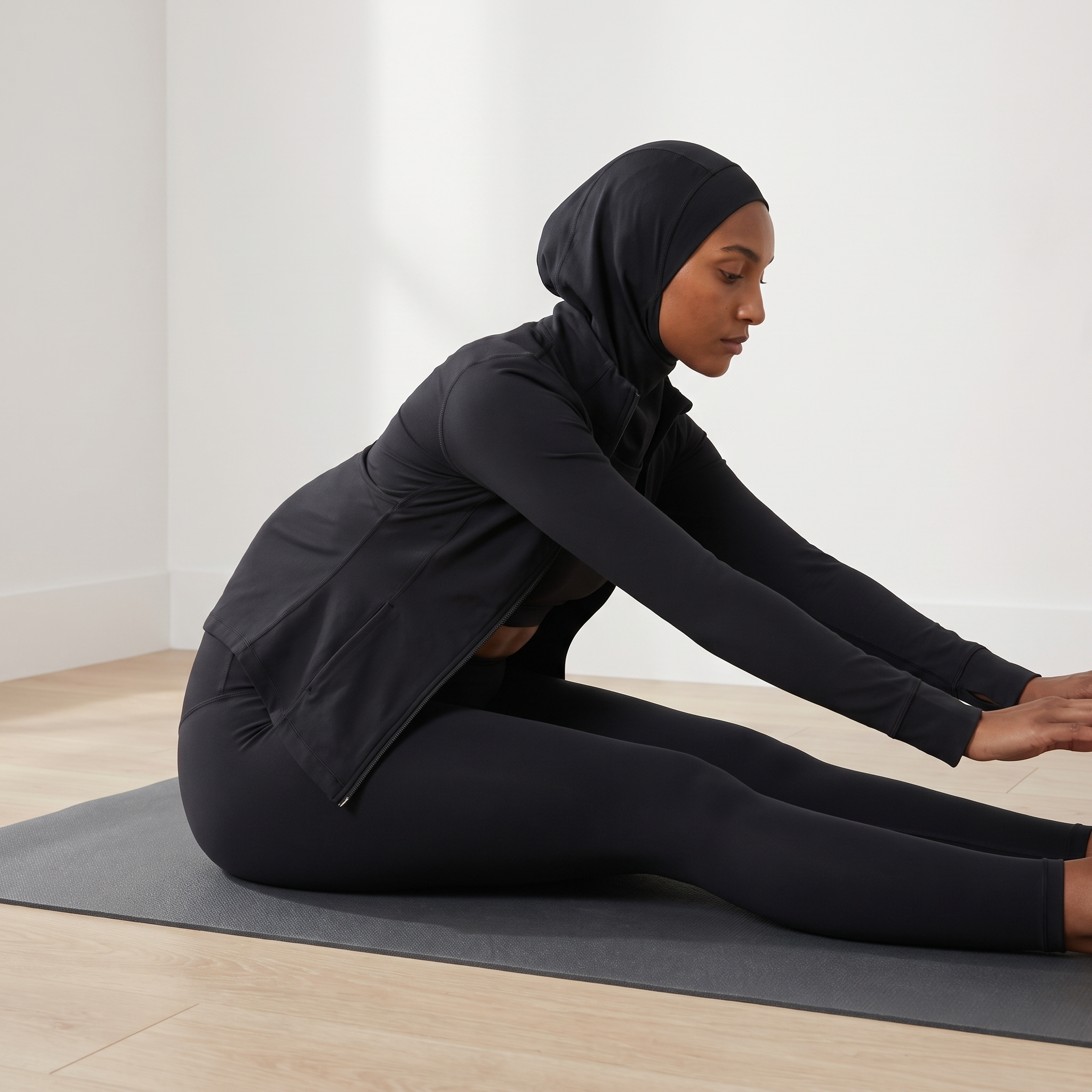 VYRENA Zip 3-Piece Set - Black - Amal Yoga Studio (Modest)